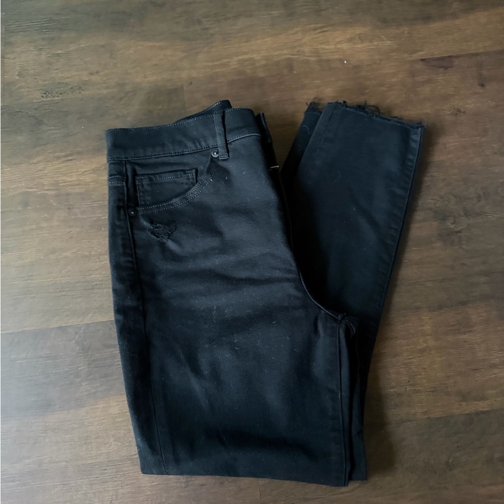 Express Black High Rise Distressed skinny Jeans Size 6